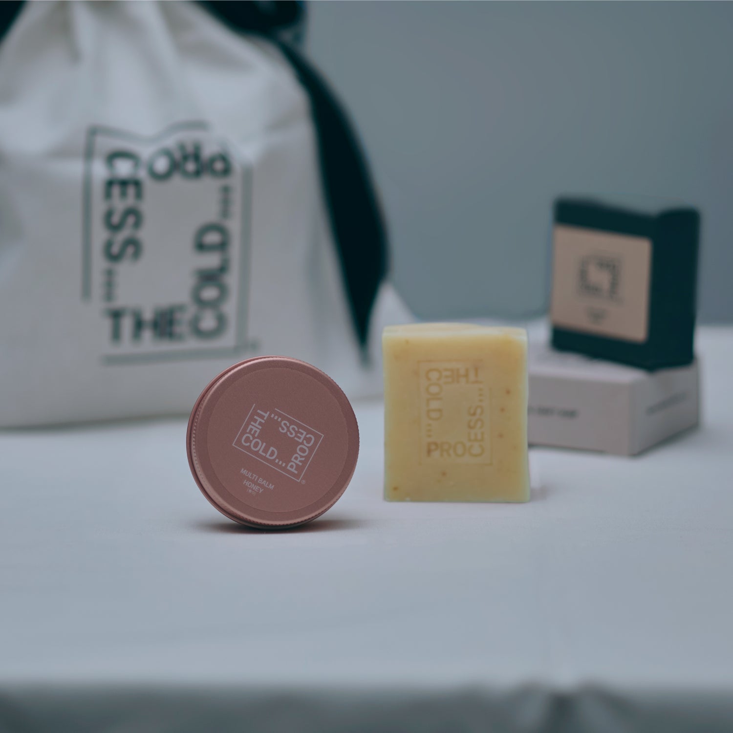 ギフト（マルチバーム はちみつ＋HAND 米ぬか）