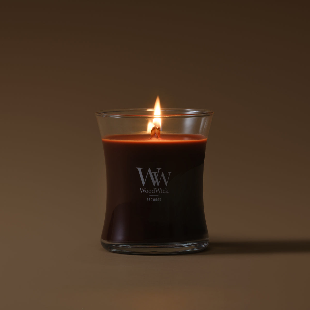 【正規輸入品】Wood Wick ジャーキャンドル　レッドウッド M（単品）